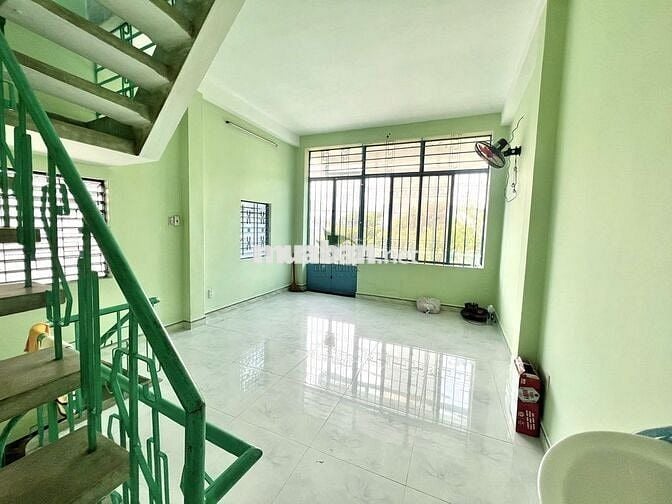 CHO THUÊ NHÀ KINH DOANH 3 TẦNG MẶT ĐƯỜNG ĐÔNG ĐÚC TRUNG TÂM THÀNH PHỐ