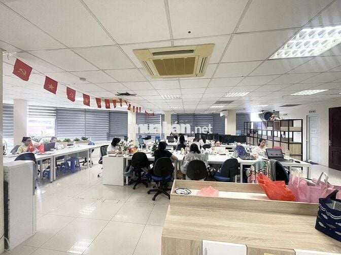 🏢 Cho thuê văn phòng 200m² – 37tr/tháng – Dịch Vọng Cầu Giấy