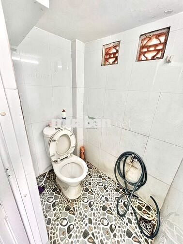 CHO THUÊ NHÀ KINH DOANH 3 TẦNG MẶT ĐƯỜNG ĐÔNG ĐÚC TRUNG TÂM THÀNH PHỐ