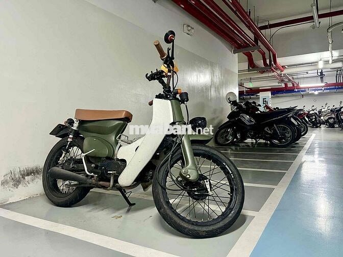 Honda Cub Street Style 100cc đủ cà vẹt