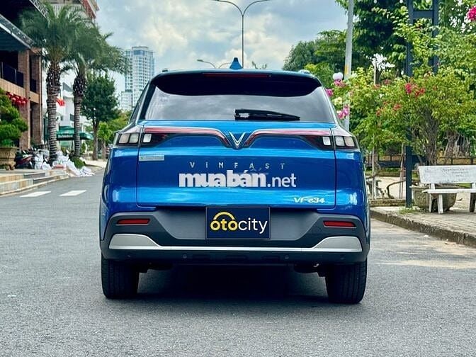 VinFast VFe34 2022 - Màu xanh - 1v8km