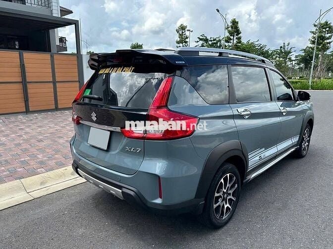 Suzuki XL7 2022 số tự động, 7 chổ