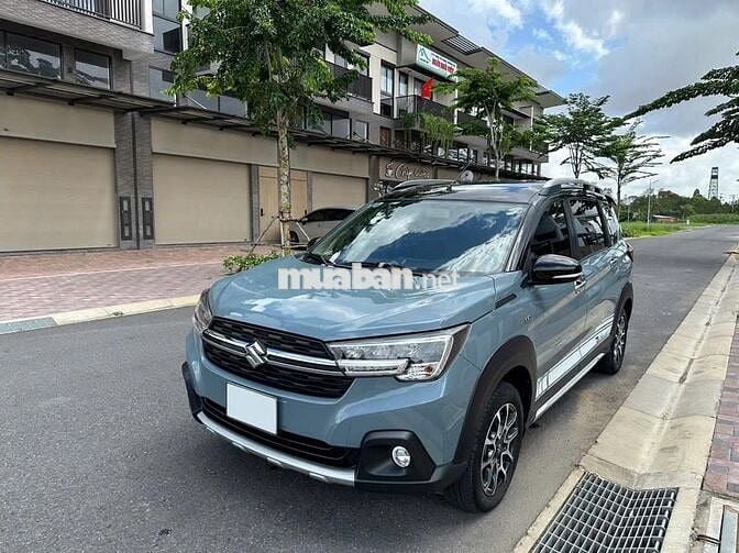 Suzuki XL7 2022 số tự động, 7 chổ