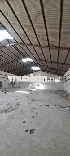 Kho  thuê 900m Đẹp có pccc. ĐƯỜNG VÕ VĂN VÂN vĩnh Lộc B