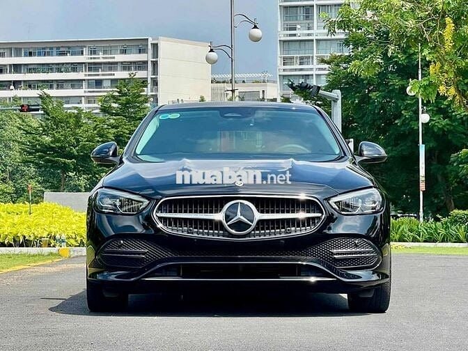 Bán C200 Avantgarde Plus bản Full V1 - 1,7 vạn km