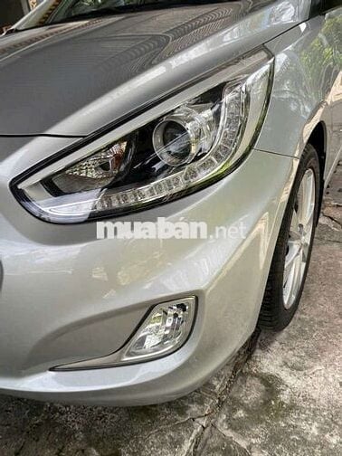 Đổi xe số tự động cần bán xe accent 1 chủ mua mới