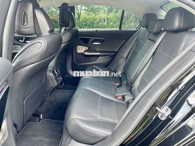 Bán C200 Avantgarde Plus bản Full V1 - 1,7 vạn km