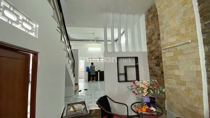 Ngân hàng thanh lý nhà 1 tỷ 080tr - Sổ hồng riêng - KDC Vĩnh lộc B