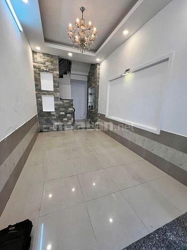 Cho thuê  Nhà MT 453 Nguyễn Trọng Tuyển,P2 TB