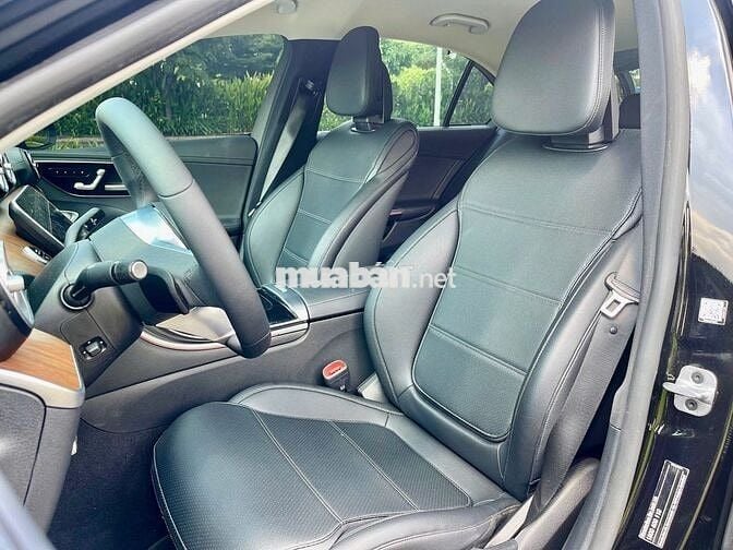 Bán C200 Avantgarde Plus bản Full V1 - 1,7 vạn km