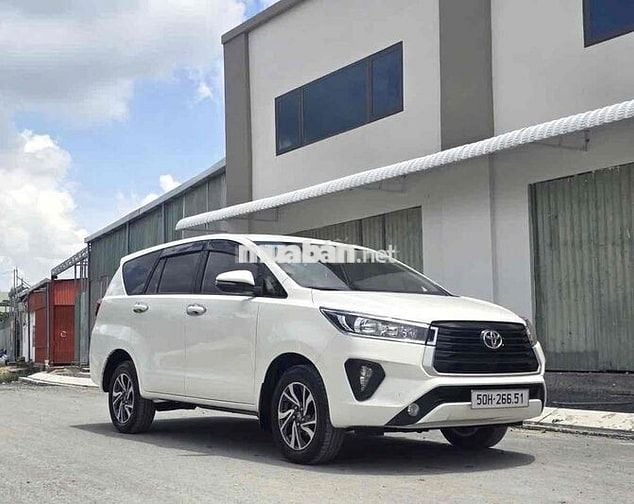 Toyota Innova 2.0E 2021 - 64000km