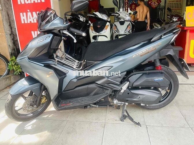Bán xe đã qua xử dụng