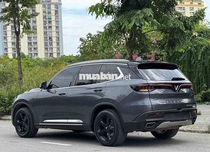 Em cần bán Vinfast Lux SA plus 2019 đki 2020