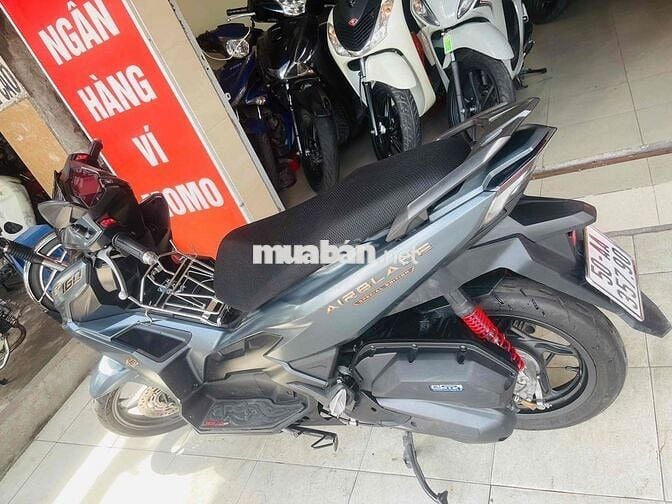 Bán xe đã qua xử dụng