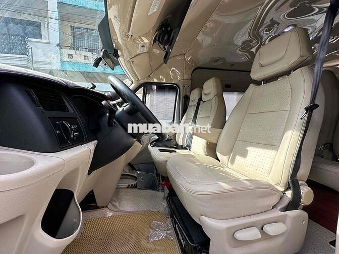 Ford Transit 2017 Luxury Một chủ du lịch từ đầu