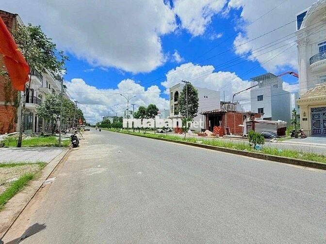CHO THUÊ NHÀ TRỆT MỚI 100% TRỤC CHÍNH ĐƯỜNG D1 KDC HỒNG LOAN