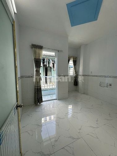 Nhà 1/824 ngã 3 Mỹ Hạnh, KCN Hoàng Gia gần Hóc Môn, giá hơn 450triệu