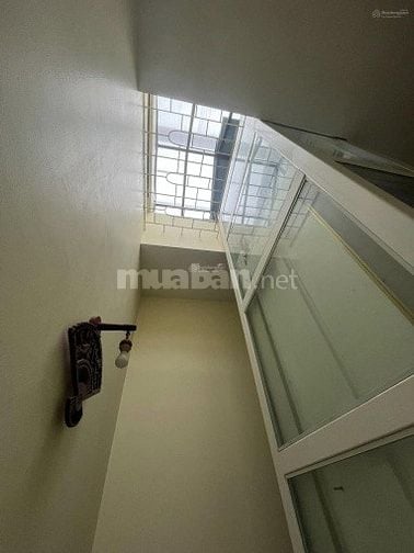 Chính chủ muốn bán nhà, thay đổi chỗ ở