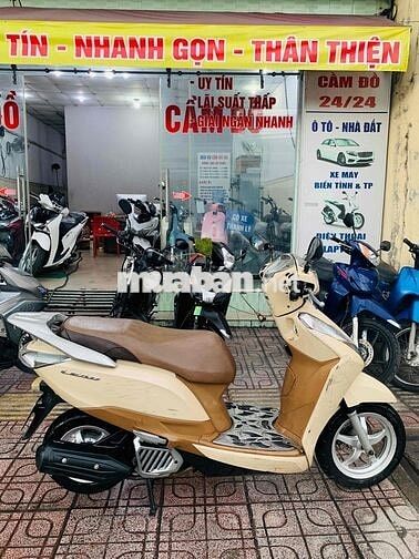 Thang lý xe lead 2013