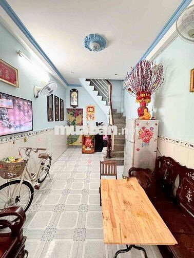 Nhà 2 tầng Tân phú hẻm 4,5 m diện tích 24m2 giá chỉ 3,08 tỷ.
