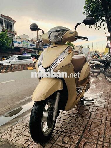 Thang lý xe lead 2013