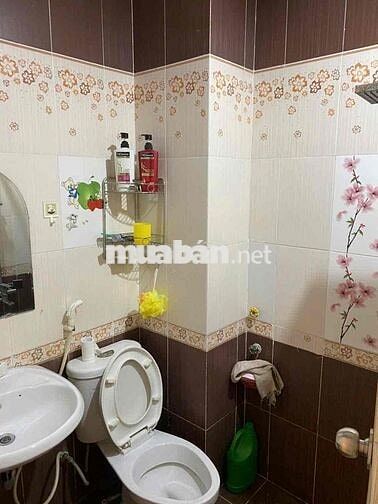 cho nữ thuê phòng, Q Bình Thạnh, giáp Q1