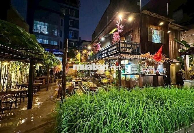 QUÁN CAFE SÂN VƯỜN PHÒNG CÁCH MIỀN TÂY TẠI PHÚ NHUẬN