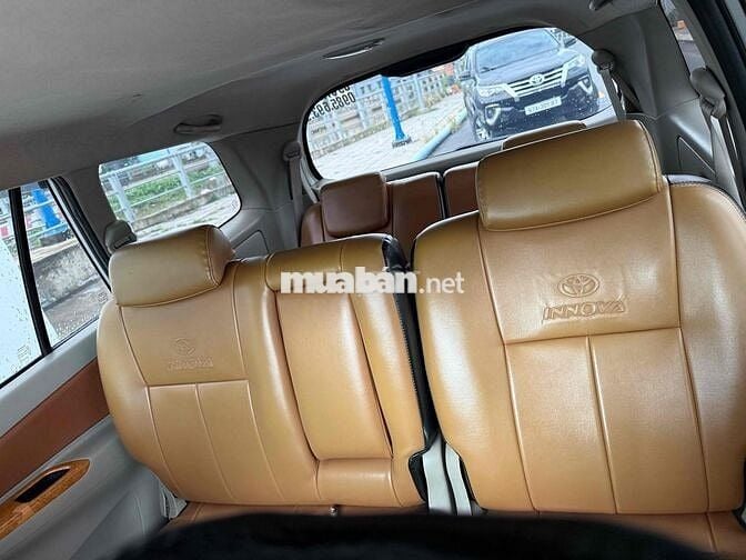 Toyota Innova 2009 G - 123000 km xe zin ngay chủ