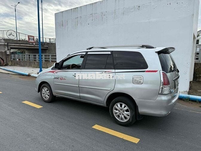 Toyota Innova 2009 G - 123000 km xe zin ngay chủ