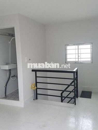 Nhà mặt tiền nguyễn kiệm giá 9tr