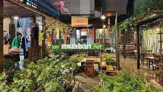 QUÁN CAFE SÂN VƯỜN PHÒNG CÁCH MIỀN TÂY TẠI PHÚ NHUẬN