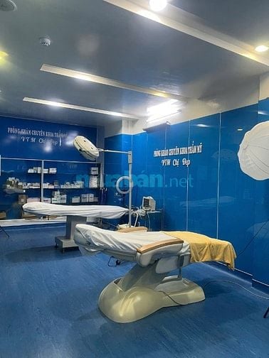 Xuất Cảnh Sang Mỹ – Cần Sang Lại 2 Viện Thẩm Mỹ Đang Hoạt Động Ổn Định