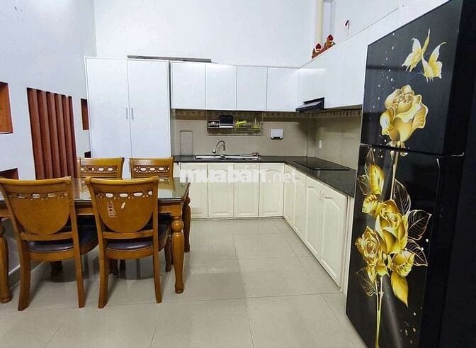 Cho thuê nhà mặt tiền khu Hòa Xuân