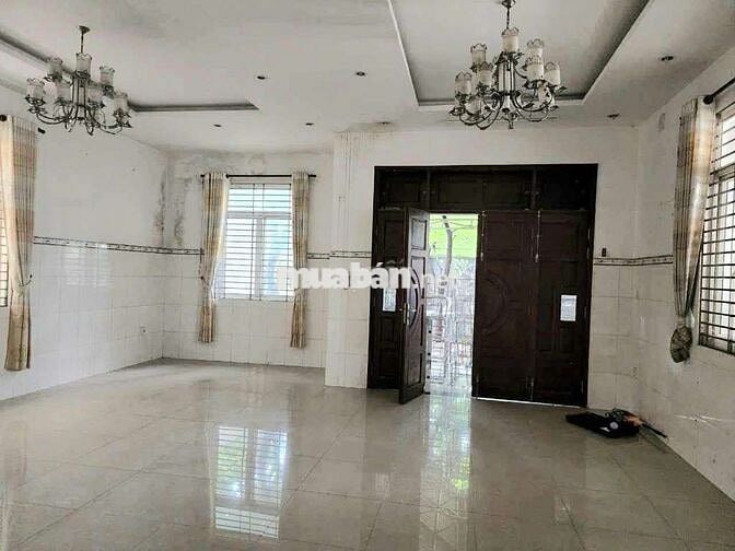 NHÀ MẶT TIỀN GIÁC ĐẠO,TRUNG CHÁNH, HM, NGANG 10M,232m2,3 TẦNG,13,8 TỶ