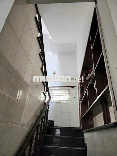 NHÀ MẶT TIỀN GIÁC ĐẠO,TRUNG CHÁNH, HM, NGANG 10M,232m2,3 TẦNG,13,8 TỶ