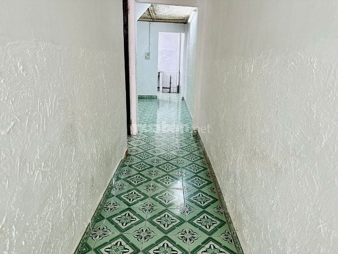 Giá 10.5 triệu- Hẻm Xe Oto Đinh Bộ Lĩnh - Trệt lững, 3PN , 1WC