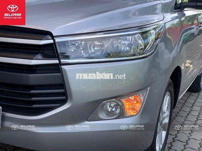 Toyota Innova 2020 E 2.0 MT - 61000 km