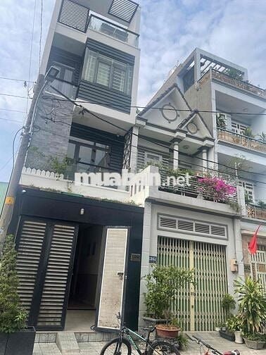 Nhà Trệt 2 Lầu, sân thượng 4x17 hẻm Lê Thị Riêng