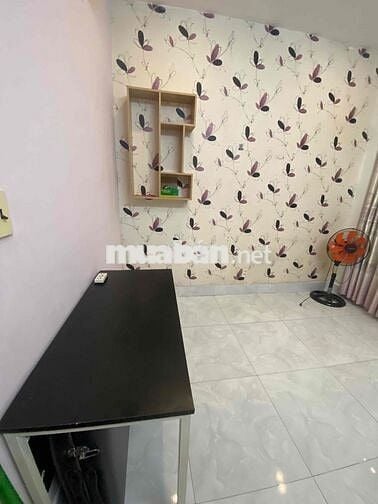 Cho Nữ Thuê Phòng Giá Rẻ Chỉ 2tr5 Bao Điện Nước , Nhà Mặt Tiền Đường