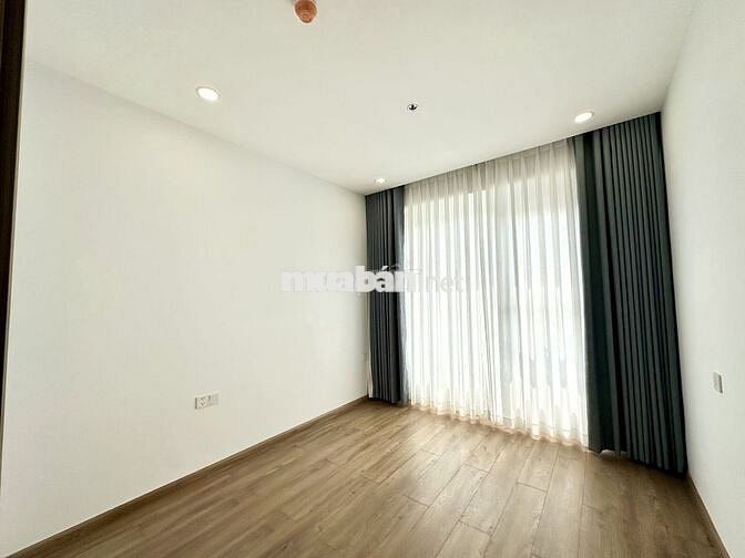 Bán căn 3PN+2WC 101m2 3,6tỷ giá tốt view Landmark The Rivana