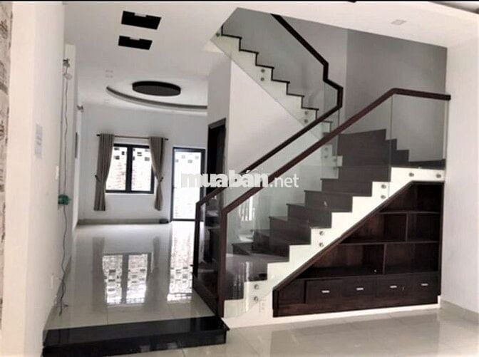 Nhà mặt tiền 270 m2 Hiệp Bình Chánh Thủ Đức