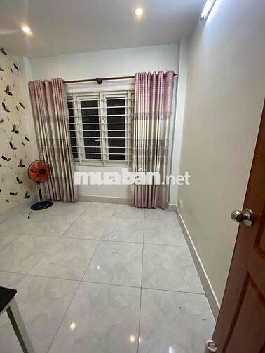 Cho Nữ Thuê Phòng Giá Rẻ Chỉ 2tr5 Bao Điện Nước , Nhà Mặt Tiền Đường