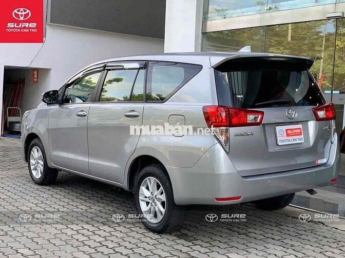 Toyota Innova 2020 E 2.0 MT - 61000 km