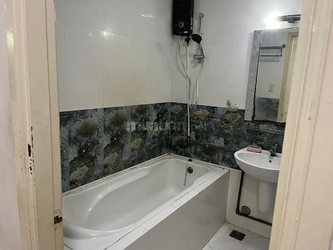 C/c PN Techcons, Hoa sứ, Phú NHuận: 90m2, 2PN, 2WC, NT, 16tr5/th