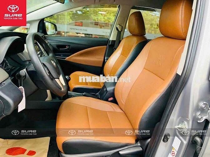 Toyota Innova 2020 E 2.0 MT - 61000 km