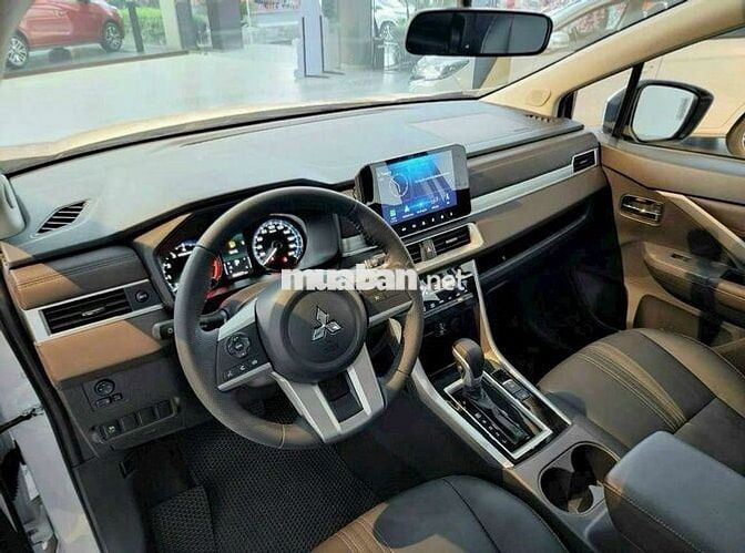 XPANDER PREMIUM 2025, 100TR LẤY XE, TẶNG PHỤ KIỆN