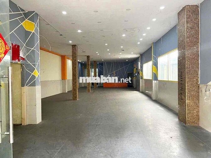 Nhà Nguyên Căn Mặt Tiền Kinh Doanh Đường Tạ Uyên - 337m