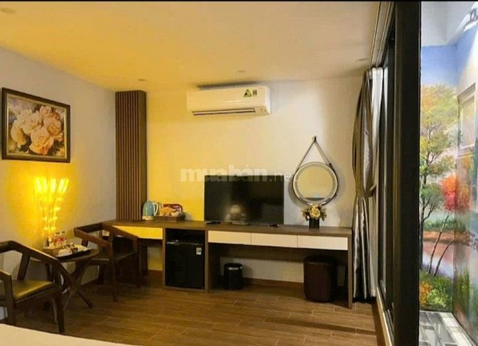 Bán nhà Trần Khát Chân, 9 tầng, 175m2, mặt phố kinh doanh, vỉa hè rộng