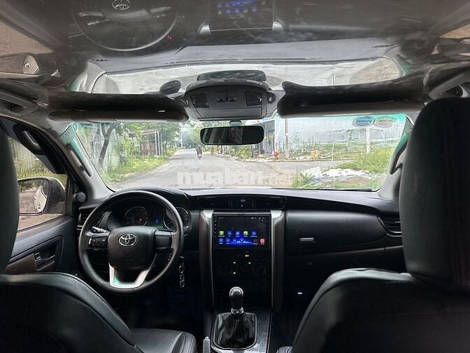 Bán Toyota Fortuner số sàn máy dầu,rất đẹp