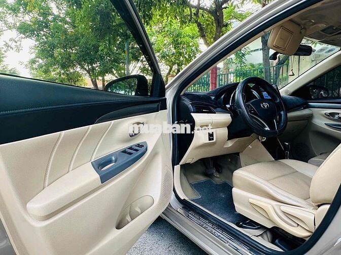 Toyota Vios 2017 1.5G Vàng Cát Cực Zin